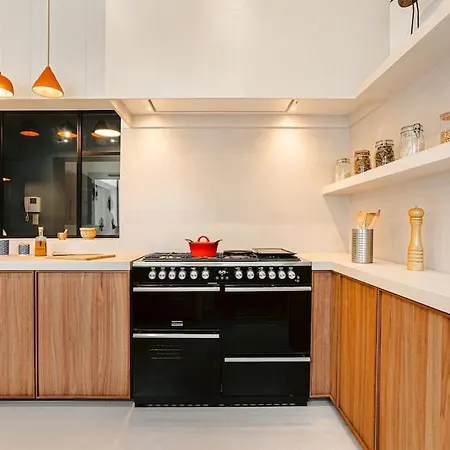Spacious With Heated Pool * Sainte-Marie-de-Re