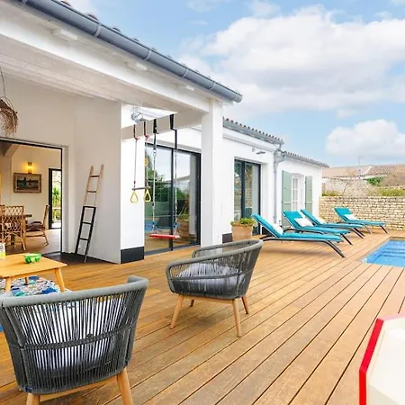 Spacious With Heated Pool Sainte-Marie-de-Re