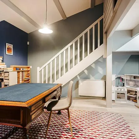 Apartment Spacious With Heated Pool